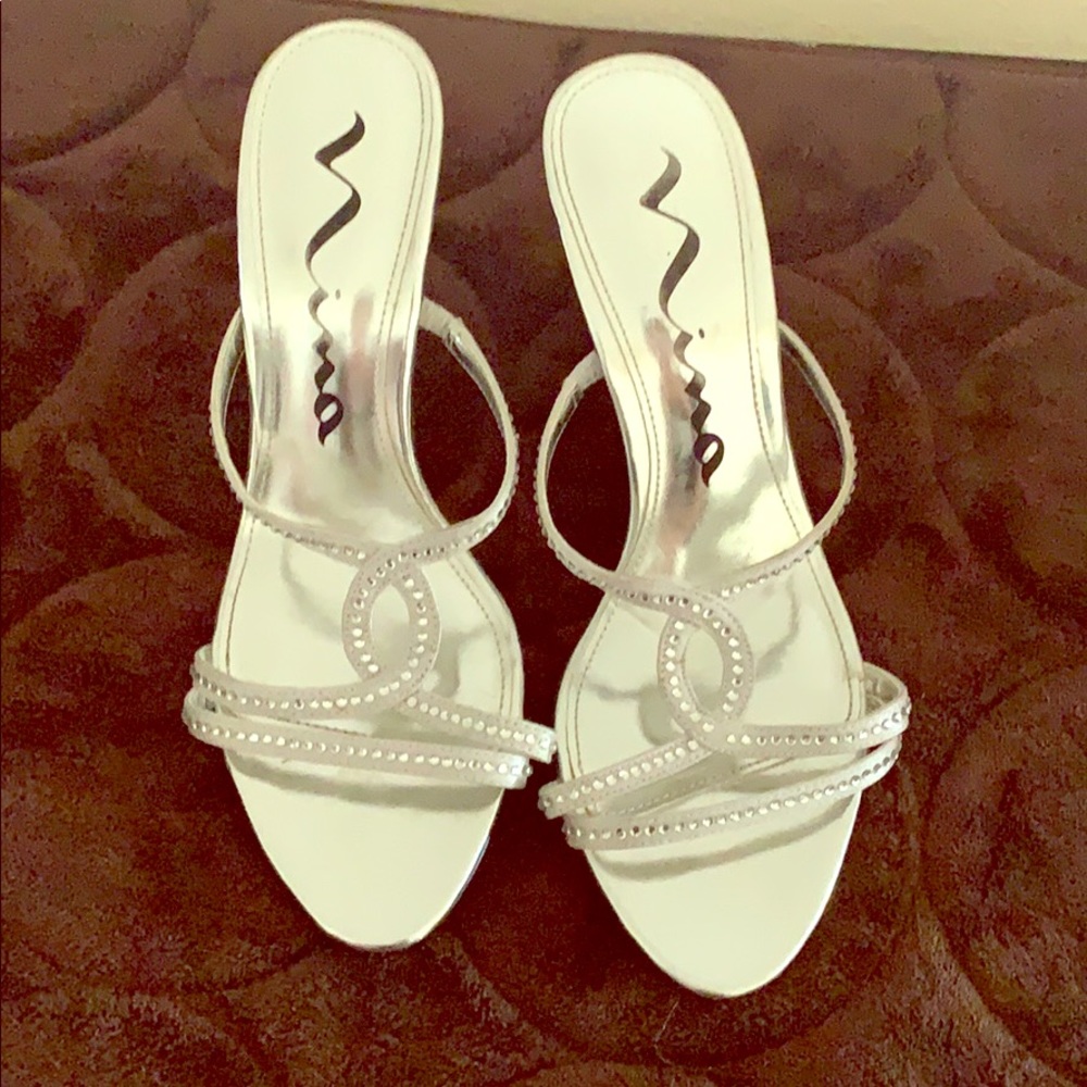 Silver shoes size 7.5